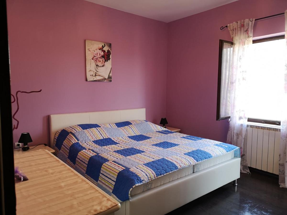 Apartment Poesia Porec Bagian luar foto