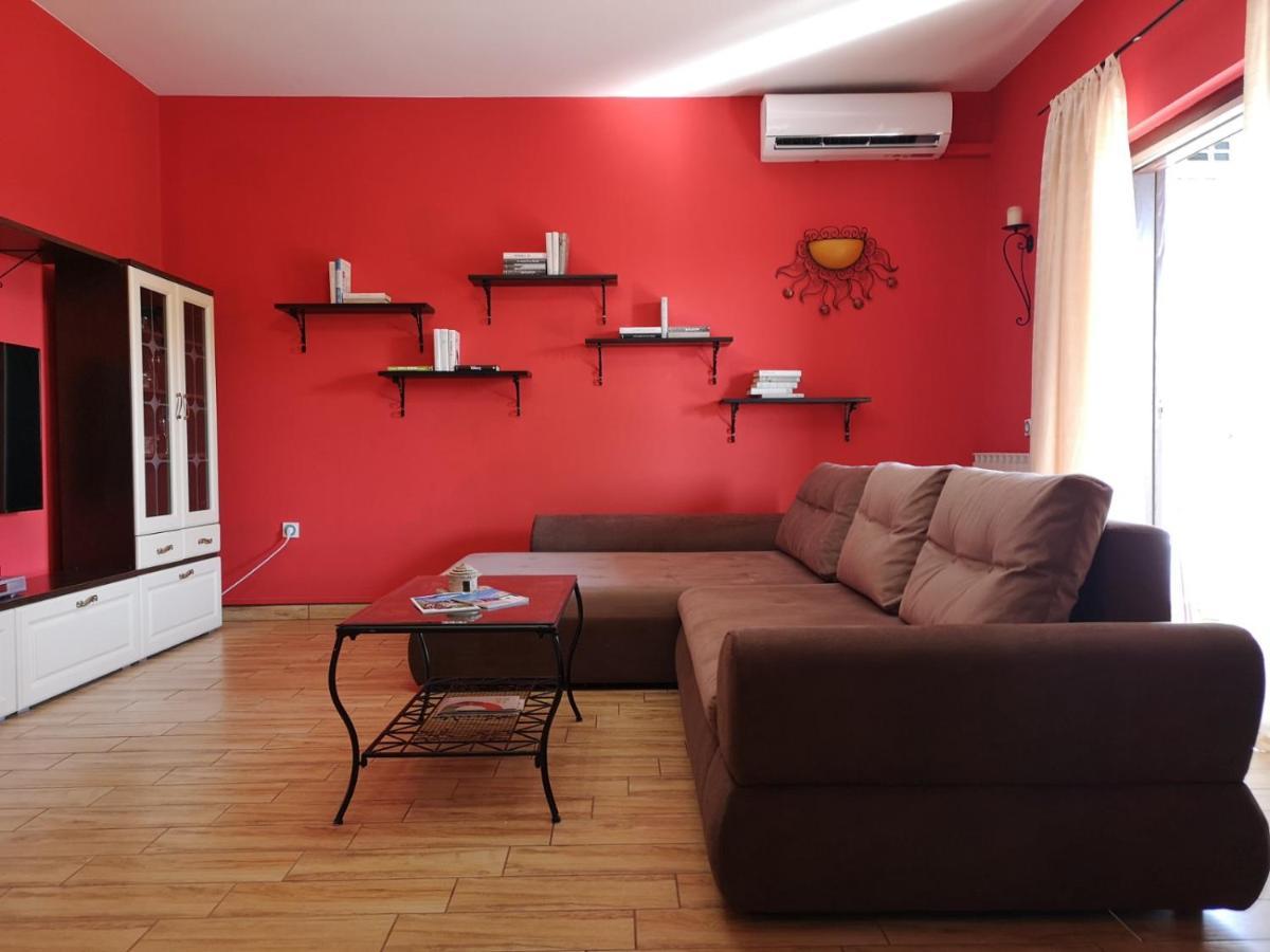 Apartment Poesia Porec Bagian luar foto