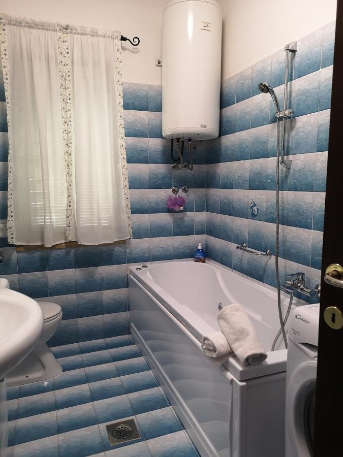 Apartment Poesia Porec Bagian luar foto